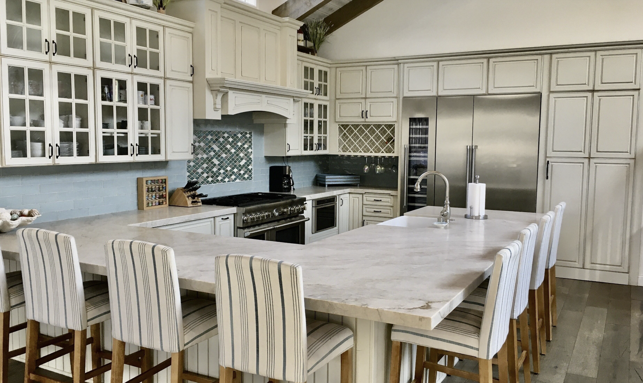 Kitchen island seating